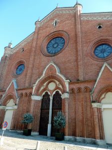 046_14022020 Asti Piazza Cattedrale CATTEDRALE di Santa Maria Assunta e San Gottardo Facciata Laterale